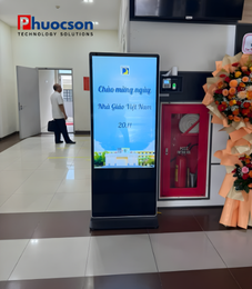 MÀN HÌNH LCD QUẢNG CÁO CHÂN ĐỨNG 65 INCH - ĐẠI HỌC BÁCH KHOA ĐÀ NẴNG